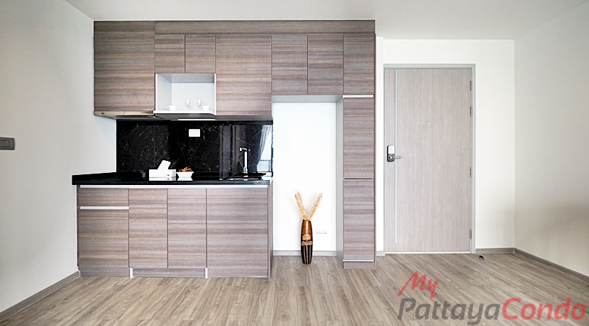 Aeras Beachfront Jomtien Condo For Sale - AERAS06-1