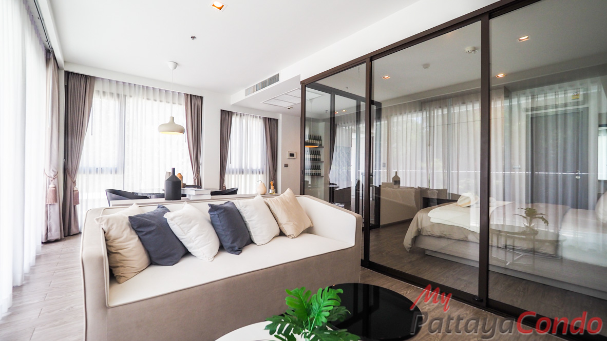 Aeras Beachfront Jomtien Condo For Sale - AERAS13