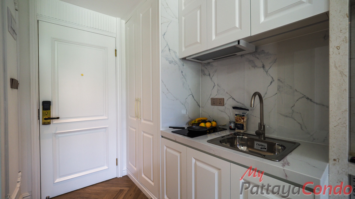 Albar Peninsula Condo Pattaya For Sale - ALBAR05