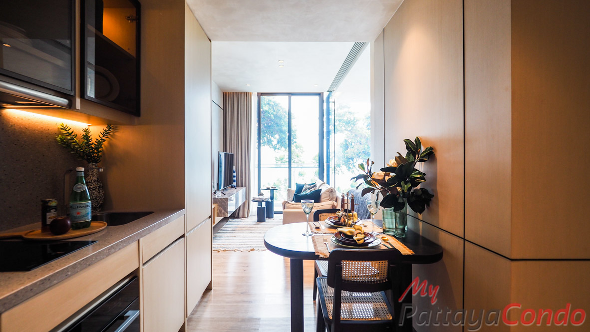 Arom Wong Amat Condo Pattaya For Sale - AROM03