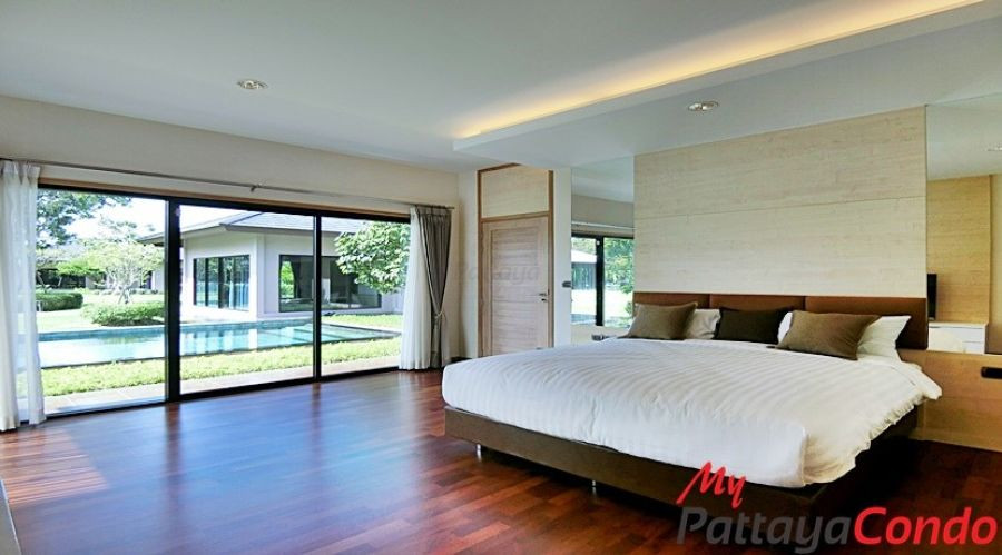 Single House For Sale East Pattaya - HEBP501-12