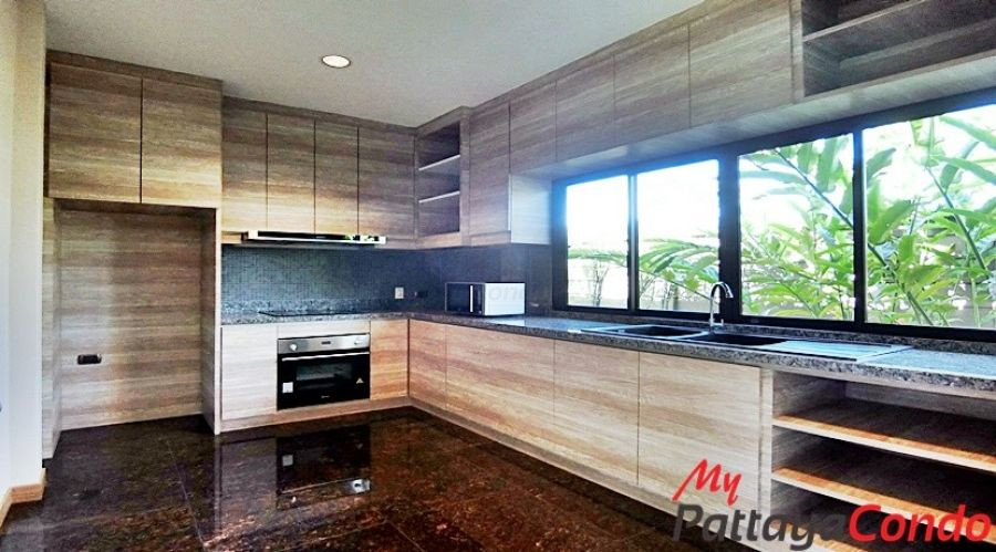 Single House For Sale East Pattaya - HEBP501