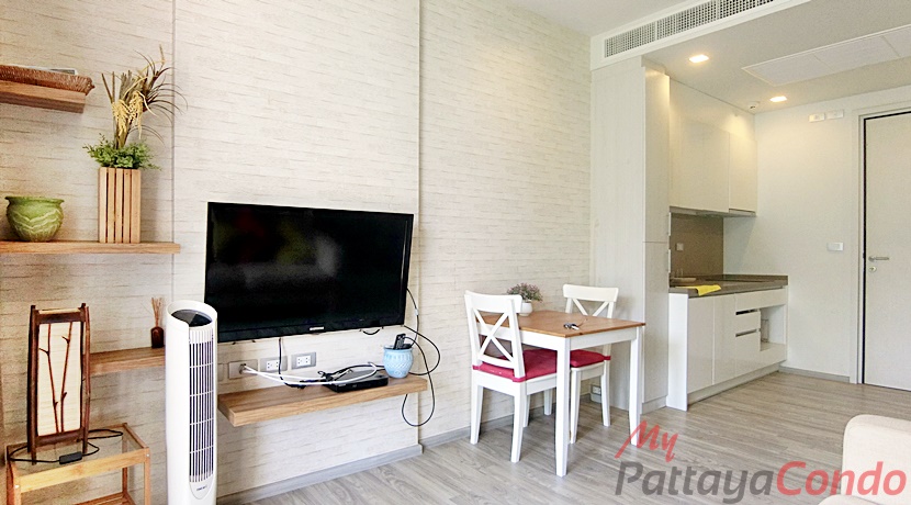 Baan Plai Haad Wong Amat Pattaya Condo For Sale - BPL14