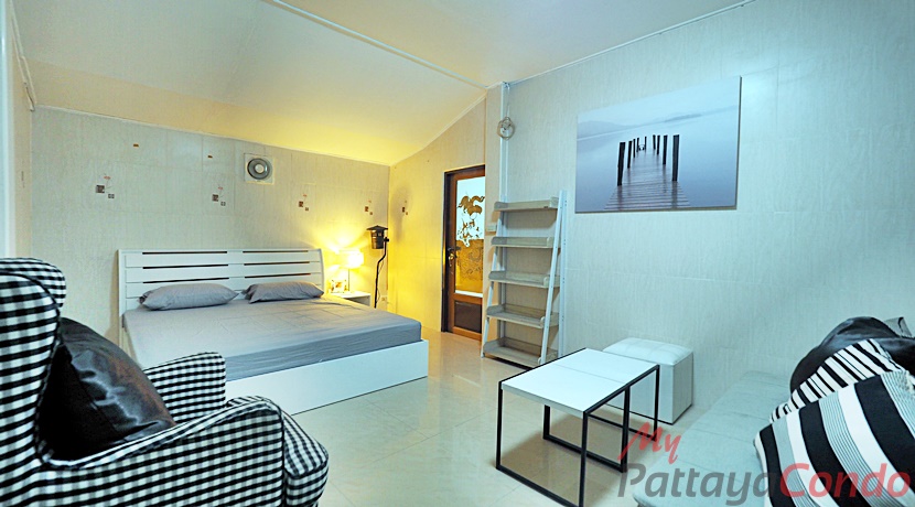 Baan Sang Chai South Pattaya House For Sale - HSBSC01