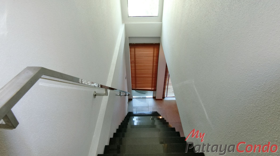 Boutique Garden Pool Villas Jomtien House For Sale - HJCTD02