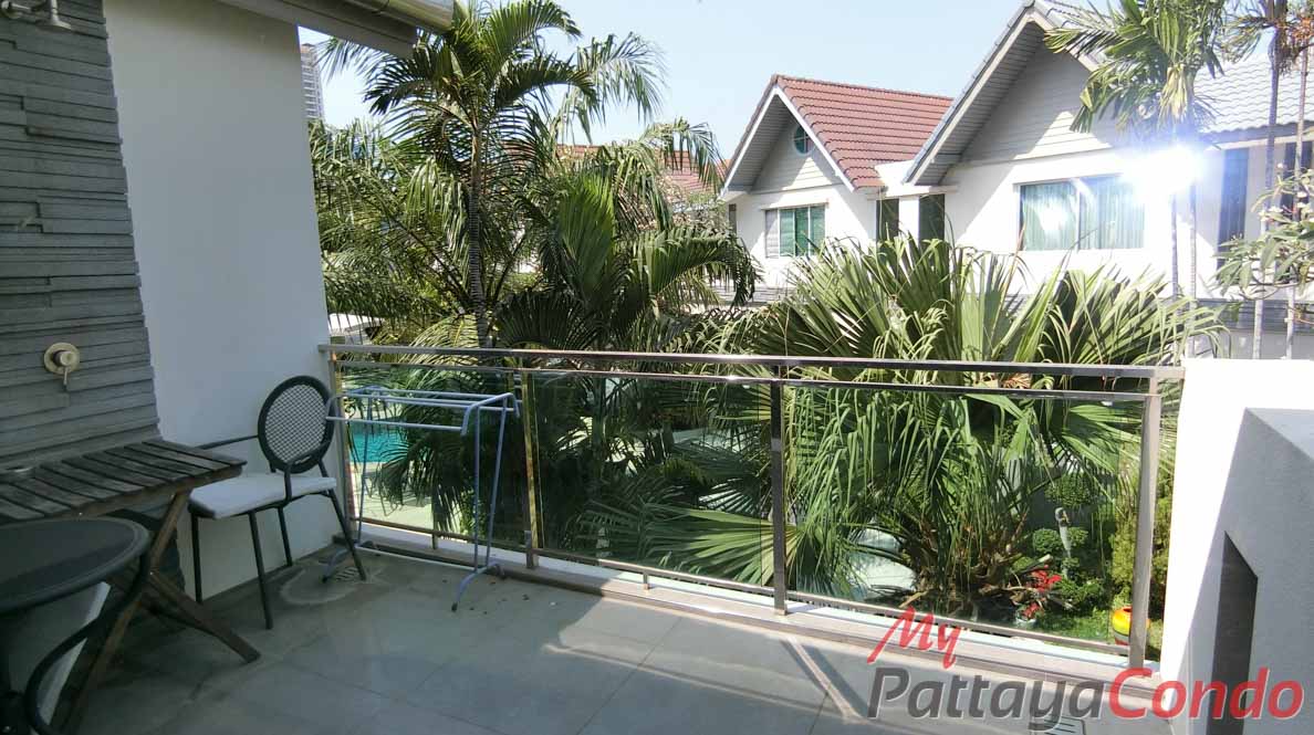 Boutique Garden Pool Villas Jomtien House For Sale - HJCTD02