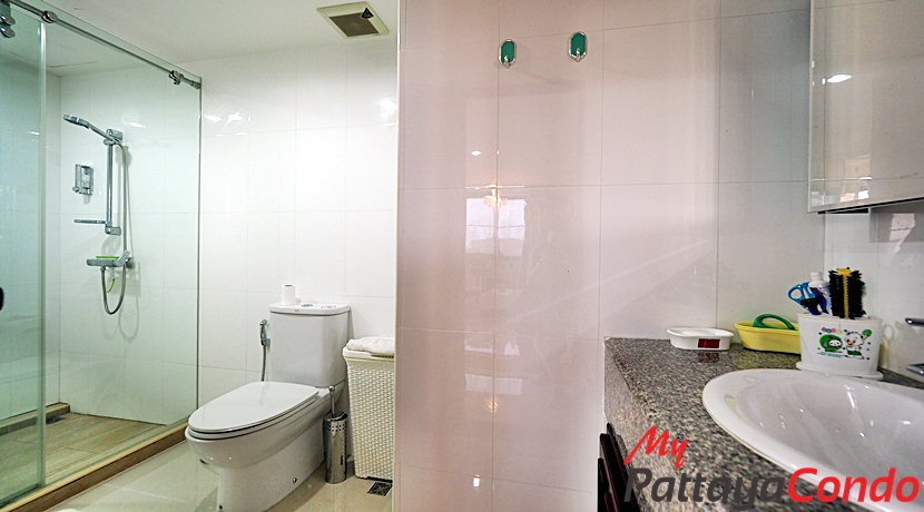 Center Condotel Pattaya Condo For Sale - CTRC01