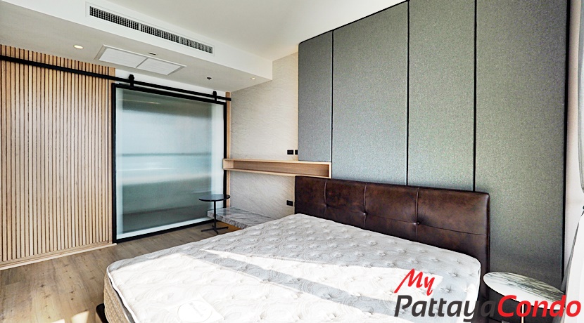 Cetus Beachfront Condo Pattaya For Sale - CETUS04-22