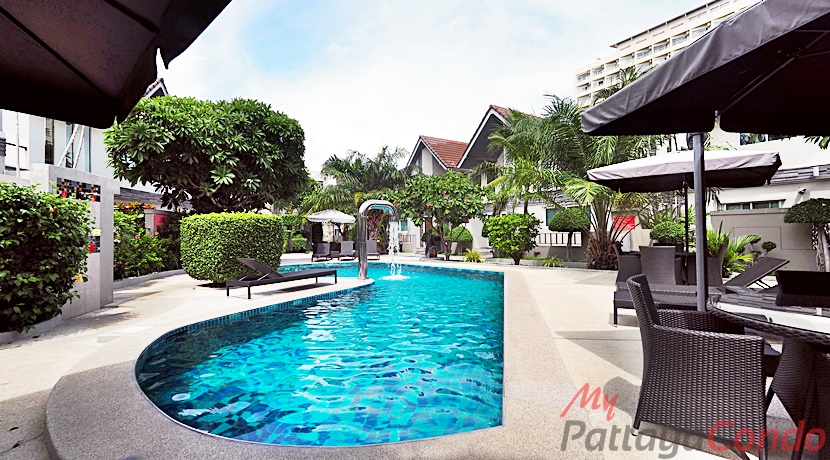 Boutique Garden Pool Villas Jomtien House For Sale - HJCTD01