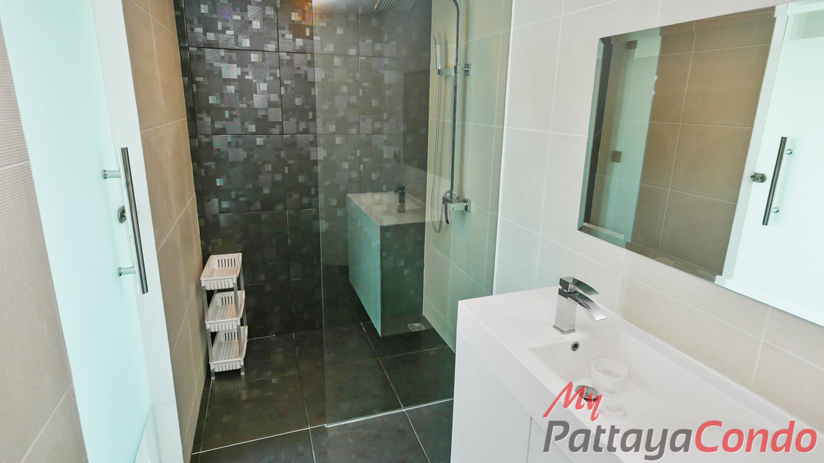 Club Royal Wong Amat Pattaya For Sale - CLUBR27
