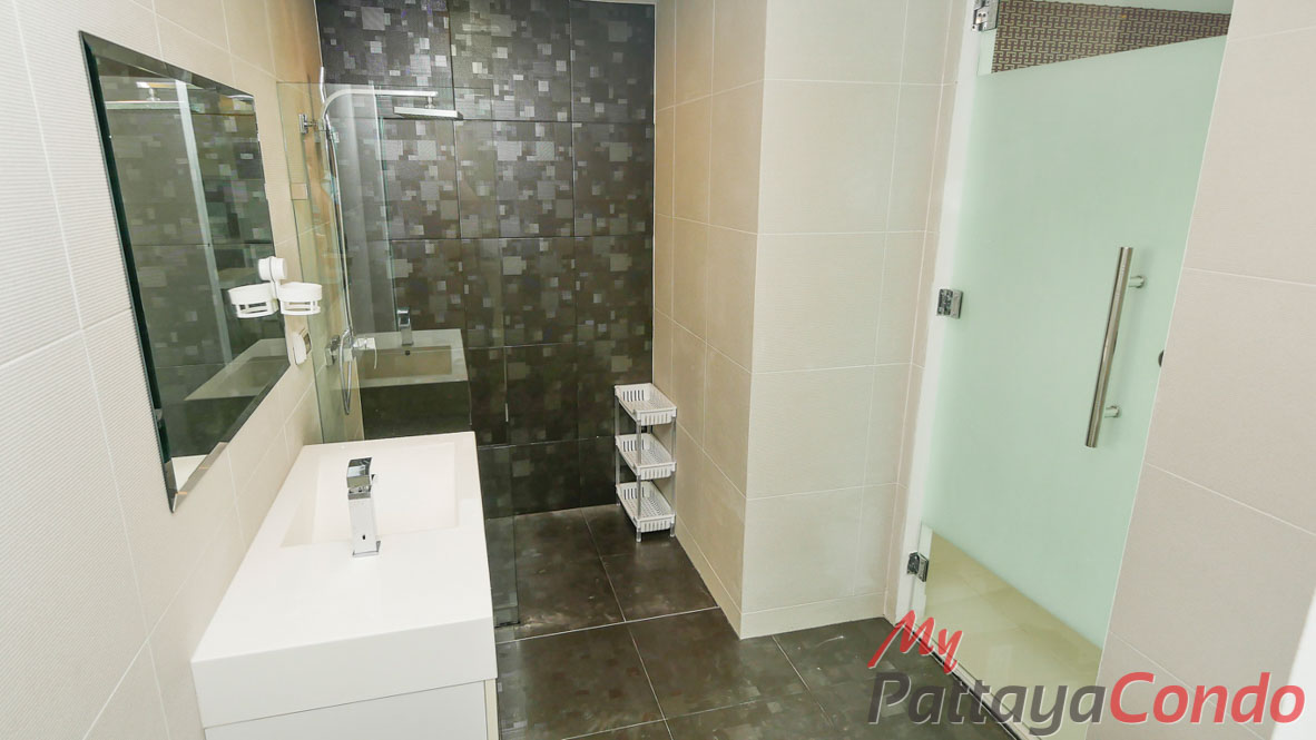 Club Royal Wong Amat Pattaya For Sale - CLUBR27