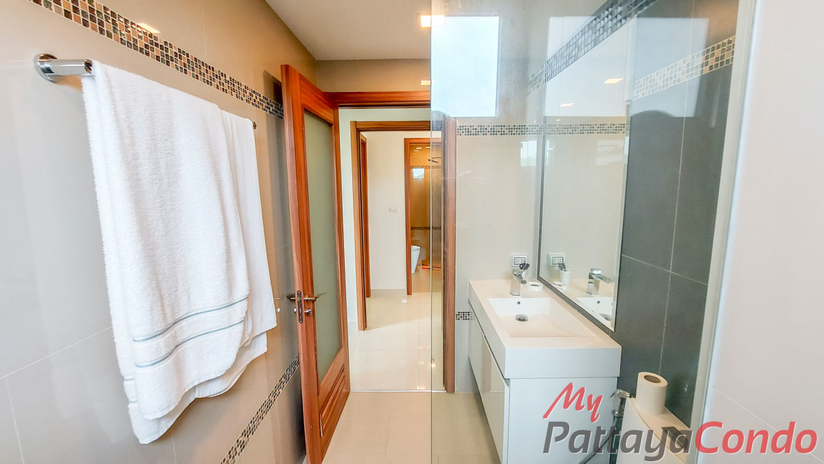 Club Royal Wong Amat Pattaya For Sale - CLUBR23