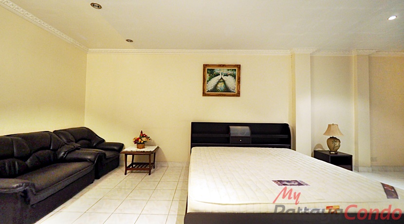 Commercial Shophouse For Sale Central Pattaya - CCP0001-13