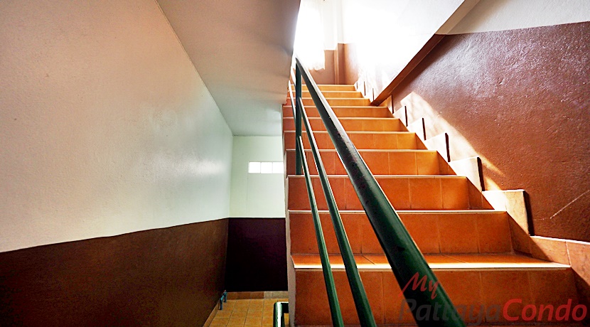 Commercial Shophouse For Sale Central Pattaya - CCP0001