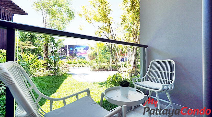Copacabana Beach Jomtien Condo For Sale - COPAC06