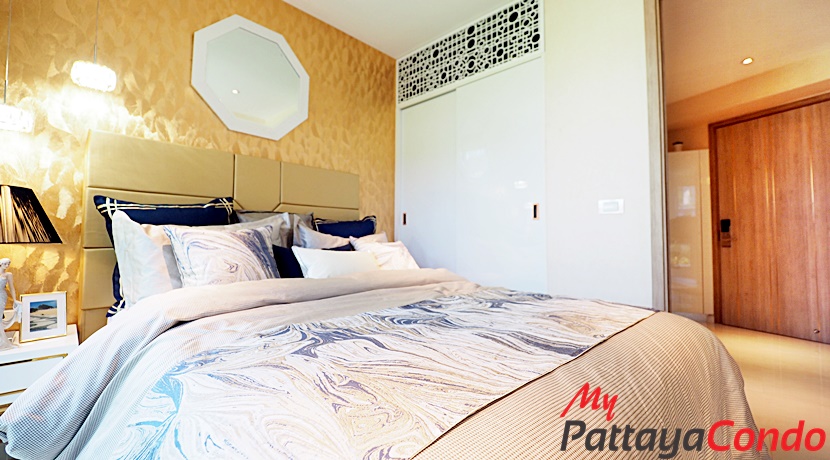 Copacabana Beach Jomtien Condo For Sale - COPAC06