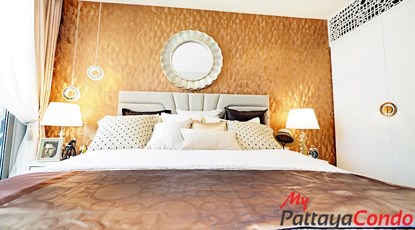 Copacabana Beach Jomtien Condo For Sale - COPAC05