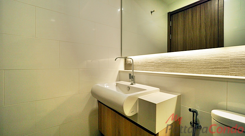 Del Mare Beachfront Bang Saray For Sale - DELM08-30