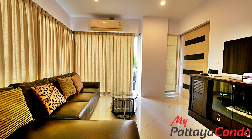 Diamond Suites Resort Pattaya Condo For Sale - DS01