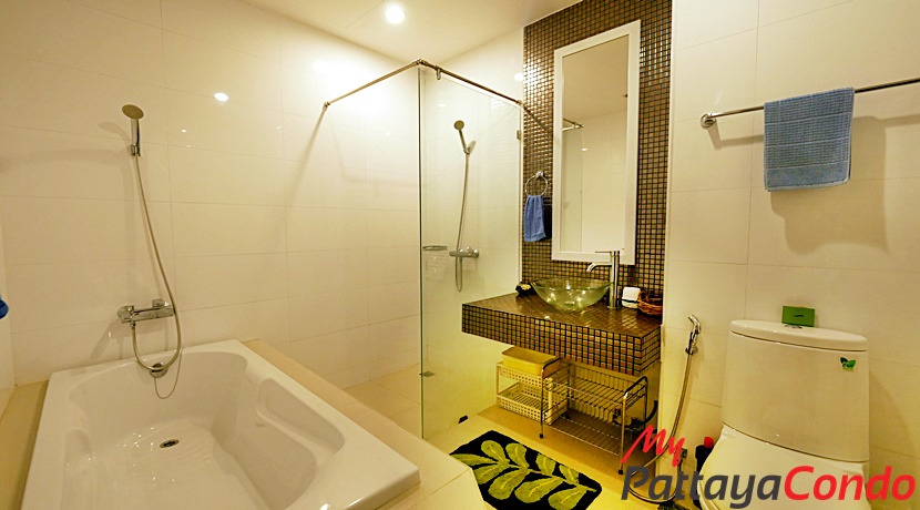 Diamond Suites Resort Pattaya Condo For Sale - DS01