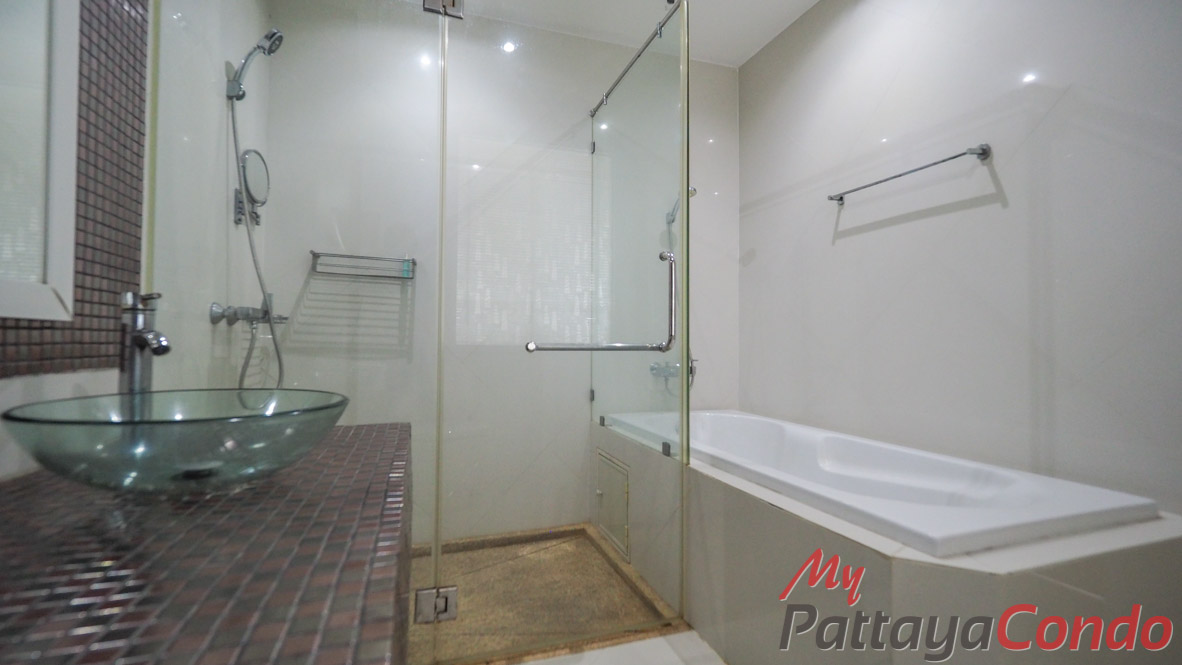 Diamond Suites Resort Pattaya Condo For Sale - DS15