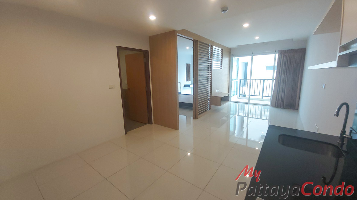 Diamond Suites Resort Pattaya Condo For Sale - DS13-2