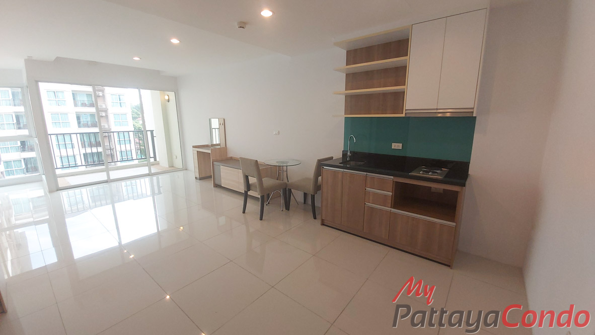 Diamond Suites Resort Pattaya Condo For Sale - DS14-1