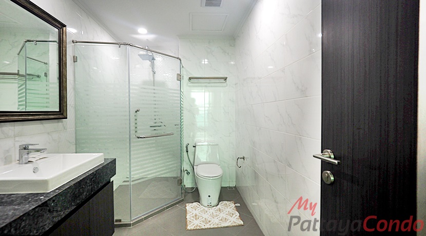 Dusit Grand Condo View For Sale - DUSITG04