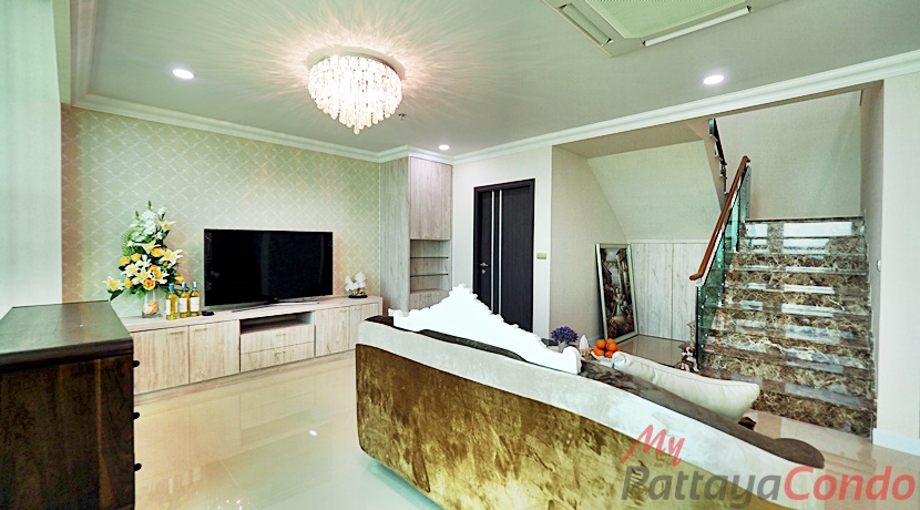 Dusit Grand Condo View For Sale - DUSITG04