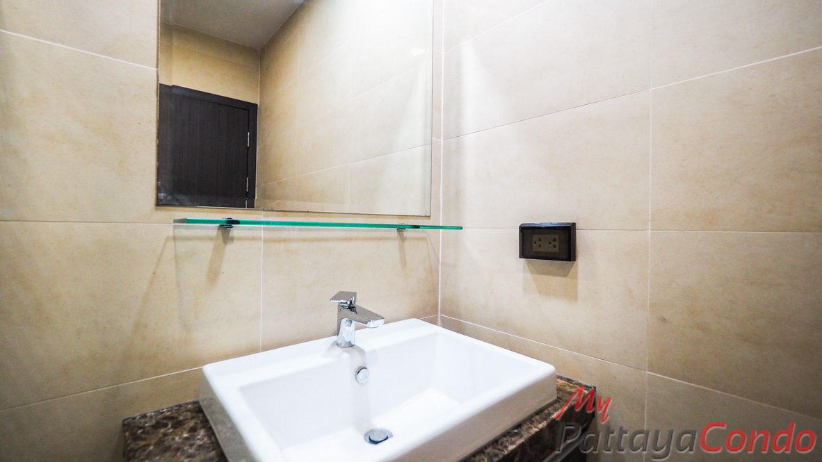 Dusit Grand Condo View For Sale - DUSITG09