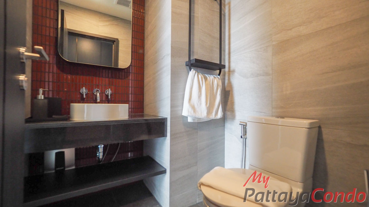 Edge Central Pattaya Condo For Sale - EDGE04