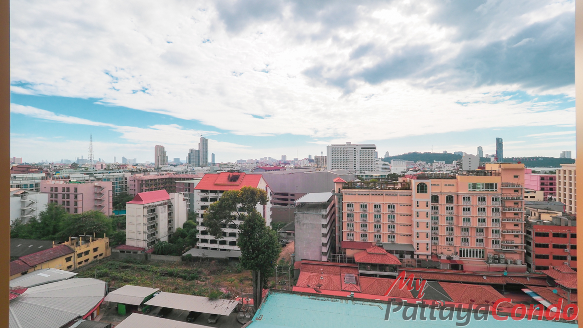 Edge Central Pattaya Condo For Sale - EDGE04