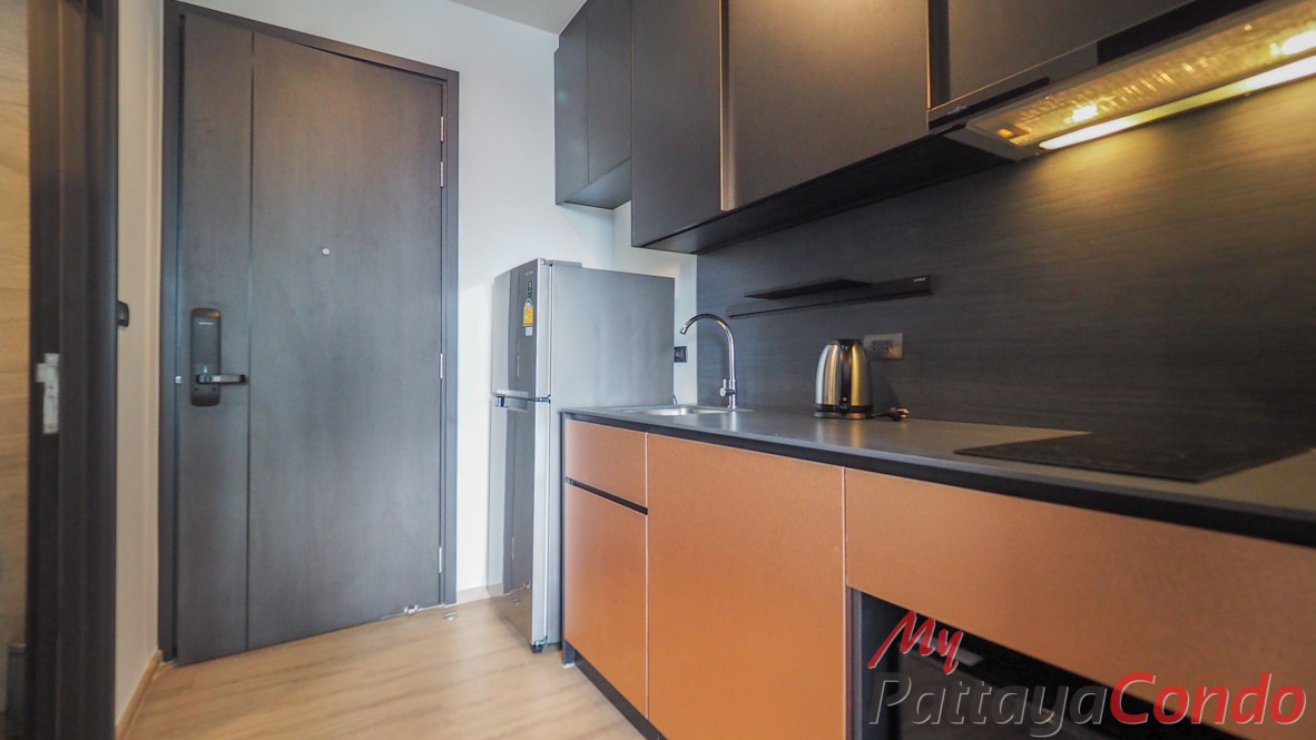 Edge Central Pattaya Condo For Sale - EDGE04