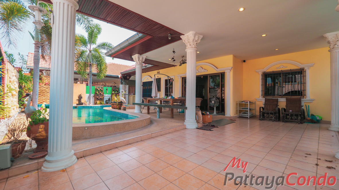 Ekmongkol Village 1 Pattaya For Sale - HEEMK01-1