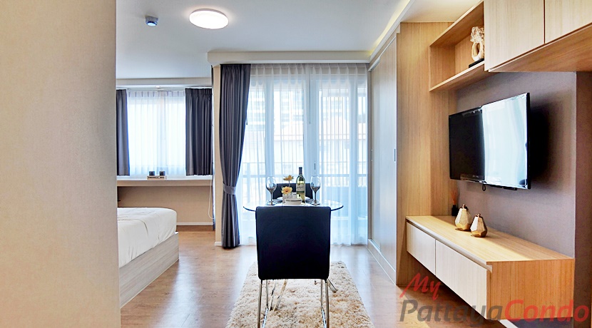 Estanan Condo 1&2 Pattaya For Sale - ETN01