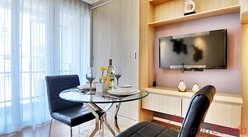 Estanan Condo 1&2 Pattaya For Sale - ETN01