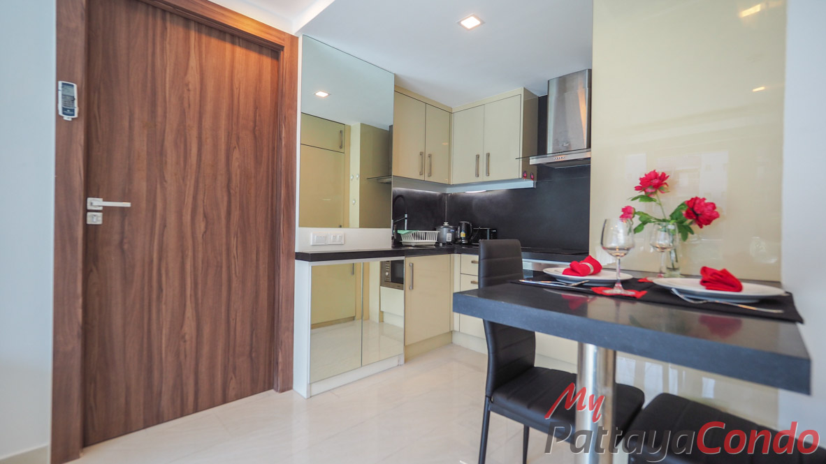 Grand Avenue Residence Pattaya Condo For Sale - GRAND158-1