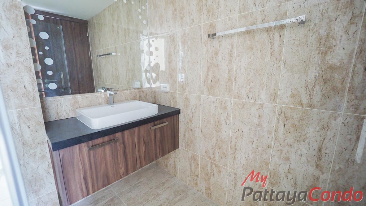 Grand Avenue Residence Pattaya Condo For Sale - GRAND145