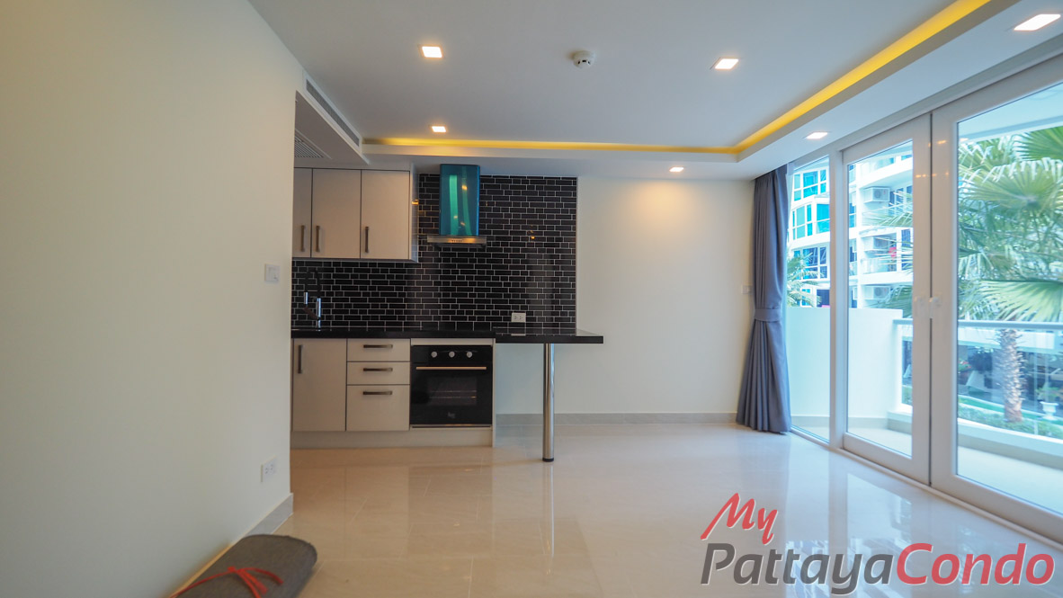 Grand Avenue Residence Pattaya Condo For Sale - GRAND152