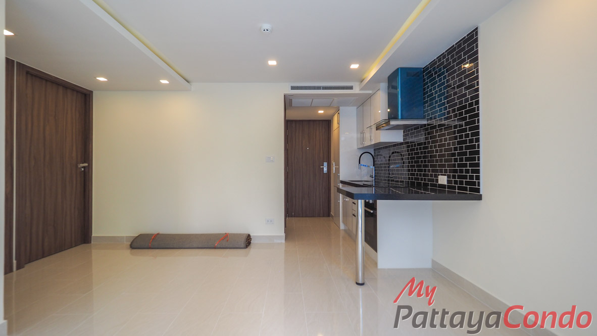 Grand Avenue Residence Pattaya Condo For Sale - GRAND152