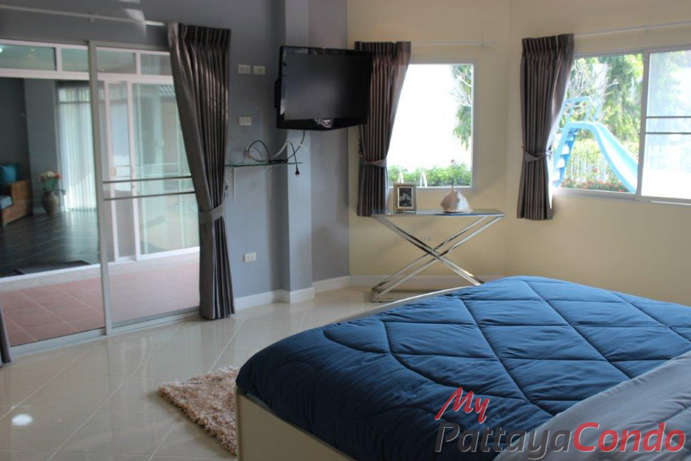 Green Field Villas 3 East Pattaya House For Sale - HEGF302