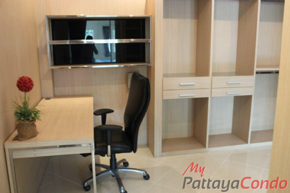 Green Field Villas 3 East Pattaya House For Sale - HEGF302