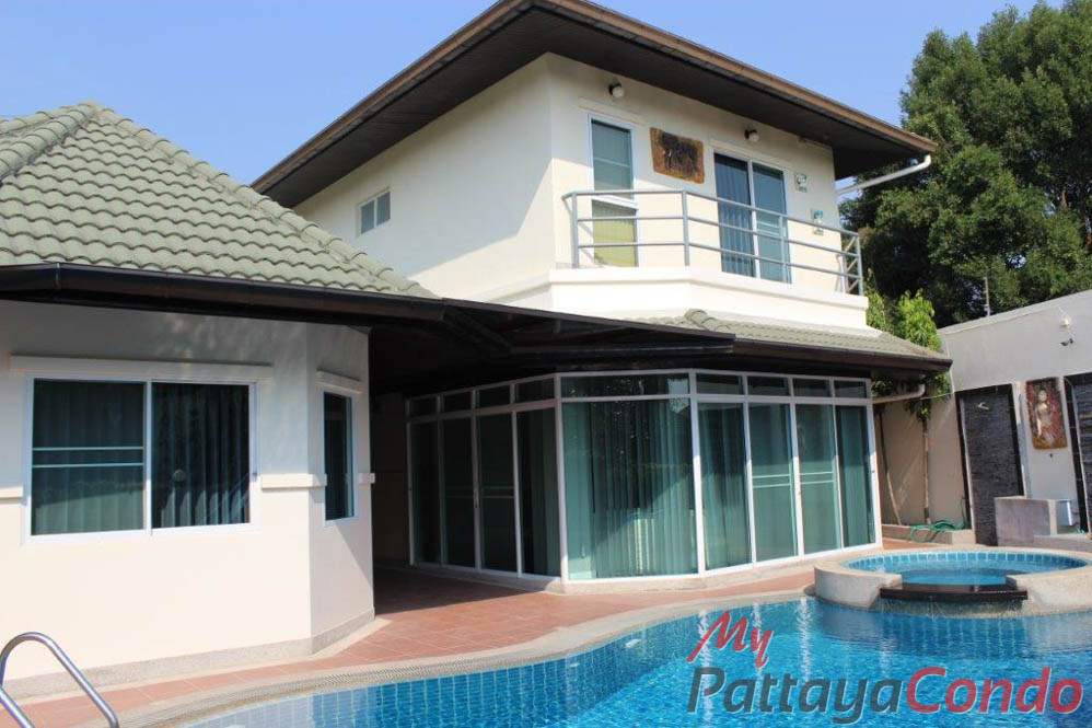 Green Field Villas 3 East Pattaya House For Sale - HEGF302
