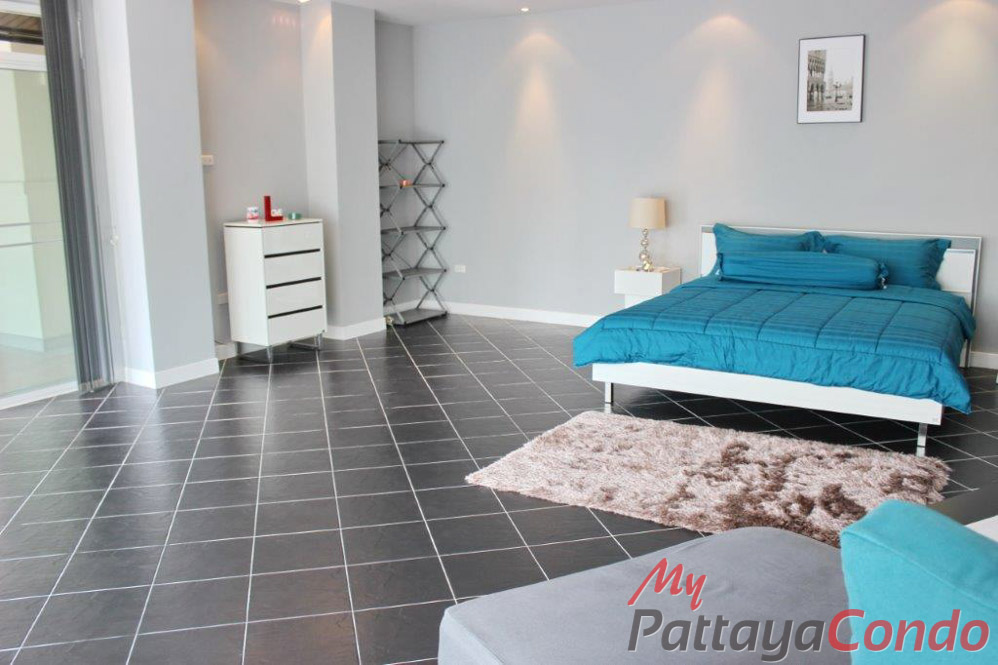 Green Field Villas 3 East Pattaya House For Sale - HEGF302-30