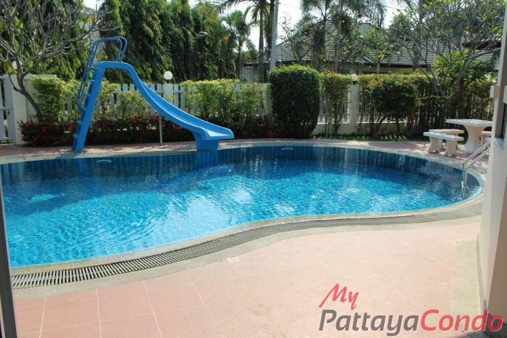 Green Field Villas 3 East Pattaya House For Sale - HEGF302-6