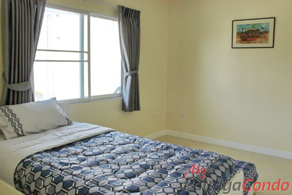 Green Field Villas 3 East Pattaya House For Sale - HEGF302-33