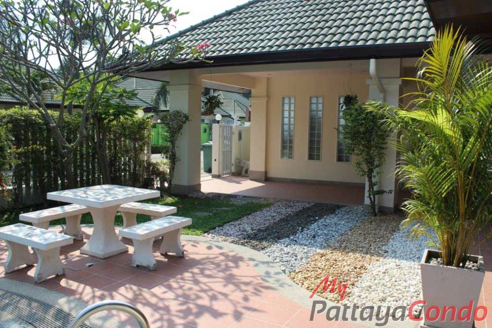 Green Field Villas 3 East Pattaya House For Sale - HEGF302-2