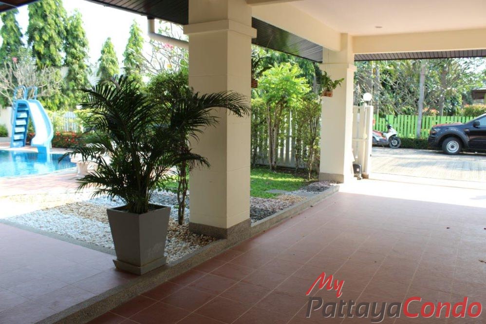 Green Field Villas 3 East Pattaya House For Sale - HEGF302
