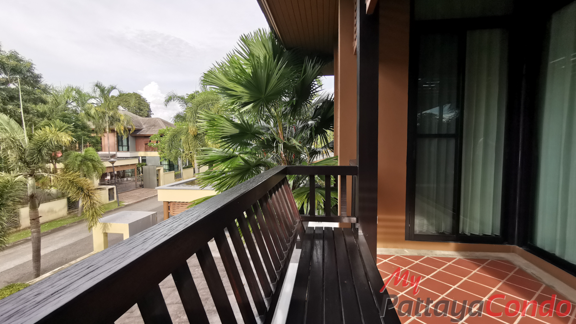 Horseshoe Point Resort Pattaya Pool Villas For Sale - HEHPR01