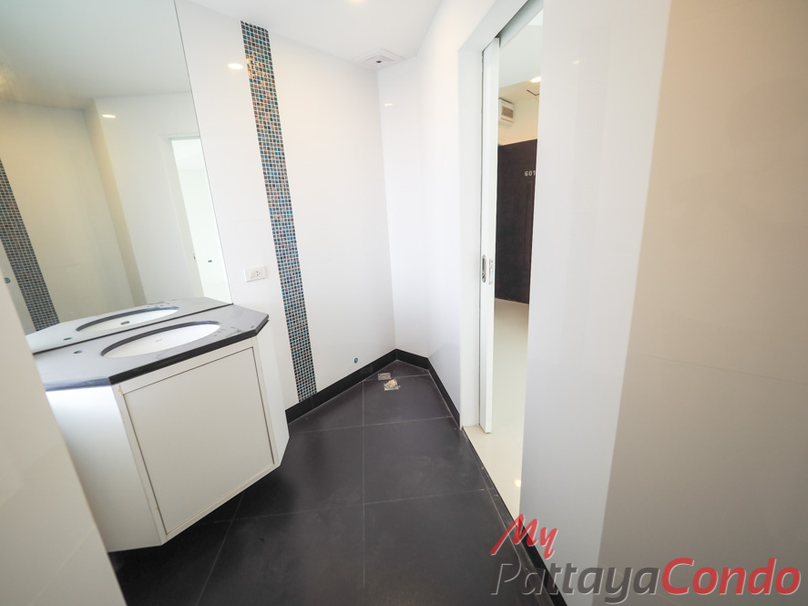 Jada Beach Residence Pattaya For Sale - JDB02
